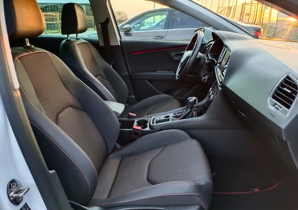 Seat Leon cena 67950 przebieg: 145630, rok produkcji 2019 z Łuków małe 631